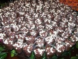 Brigadeiro no copinho (cento)
