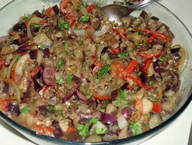 Patê de beringela com uvas passas Kg